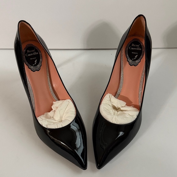 Rene Caovilla Black Patent Pump w/Diamond-Effect Soles & Liner-Edge. - Picture 5 of 9